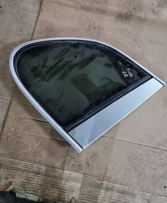 Porsche Cayenne (9PA) Rear side window 43R001090
