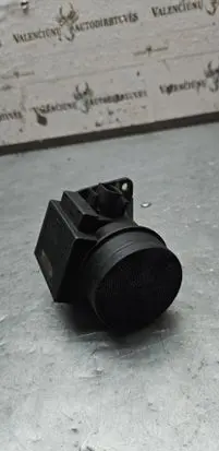 Volkswagen Golf III Mass air flow meter 71822151