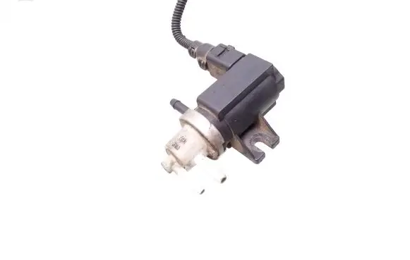 Volkswagen Golf IV Turbo solenoid valve 1J0906627A