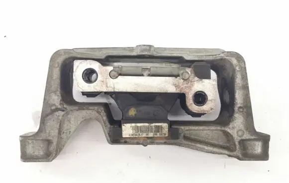 Mercedes-Benz A W176 Engine mount bracket A2462402517