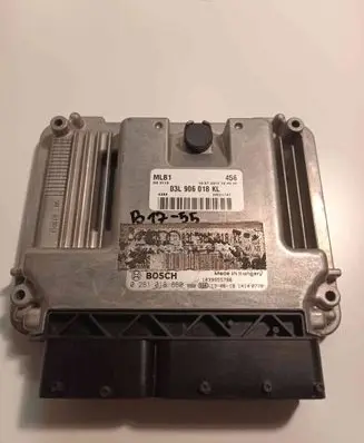 Audi A4 S4 B8 8K Engine control unit/module 03L906018KL 0281018660 1039S55786