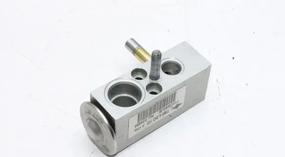 Volvo V60 Air conditioning (A/C) expansion valve T1022053JB