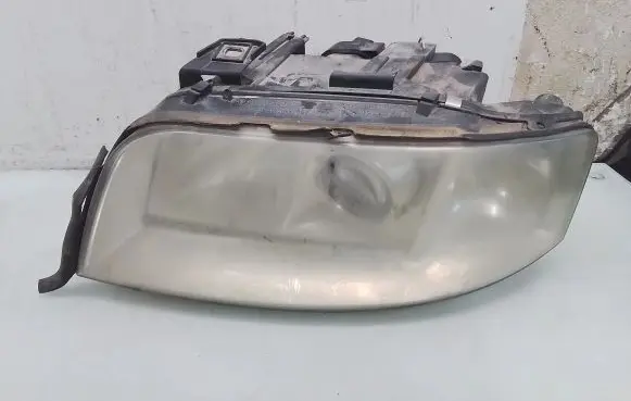 Audi A6 S6 C5 4B Headlight/headlamp