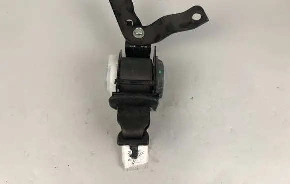 Subaru Legacy Roof seat belt 