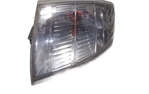 Nissan X-Trail T30 Front indicator light 3443R