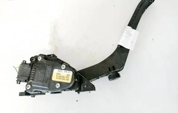Audi Q7 4L Accelerator throttle pedal 7l0723507d 6pv008026