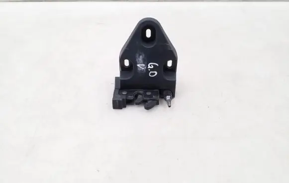 Loading door lock