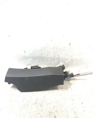Volvo C30 Front seatbelt 0233081126