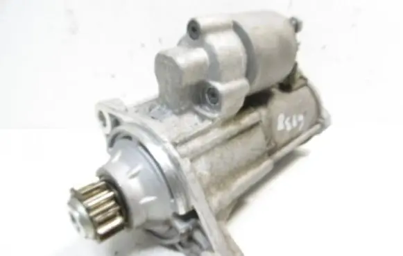 Volkswagen Tiguan Starter motor 02E911022H