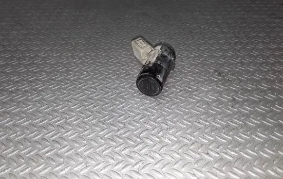 Audi A4 S4 B7 8E 8H Parking PDC sensor 7H0919275A