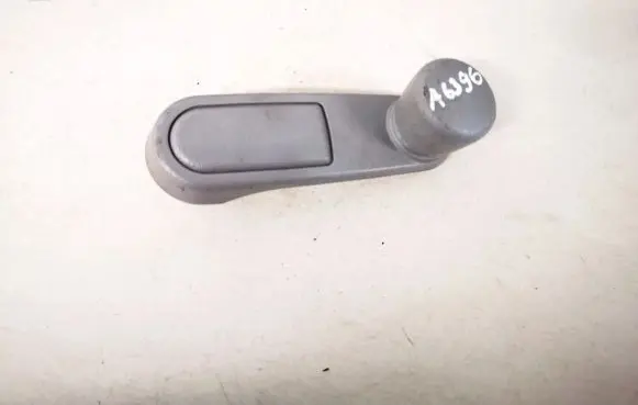 Citroen Xsara Picasso Front door window winding handle 7366
