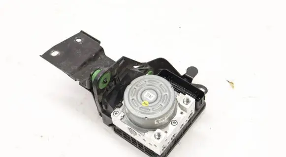 Skoda Octavia Mk4 Master brake cylinder 5WA614517BG