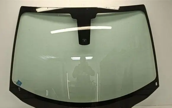 Citroen C5 Front windscreen/windshield window 