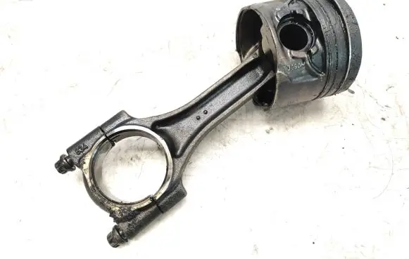 BMW 1 F20 F21 Piston with connecting rod N053E
