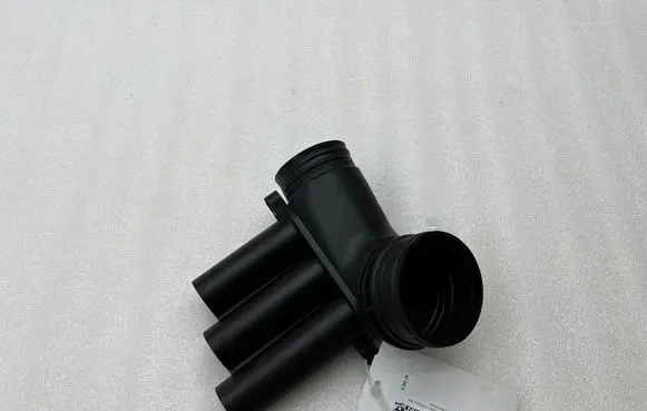 Cupra Formentor Air intake duct part 04E129651K
