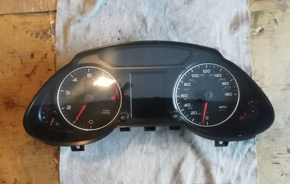 Audi Q5 SQ5 Speedometer (instrument cluster) 8R0920980A 503001526304