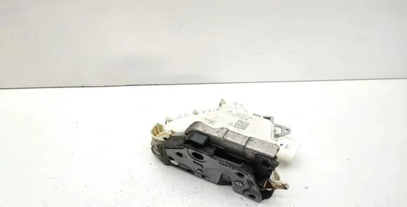 Audi A6 S6 C7 4G Front door lock 8J2837016C