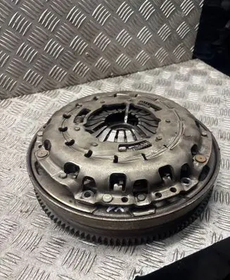 BMW X1 E84 Clutch set kit 124041310