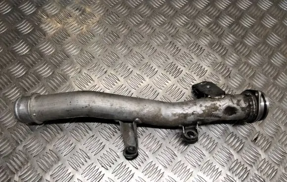 Volkswagen Touareg II Intercooler hose/pipe 