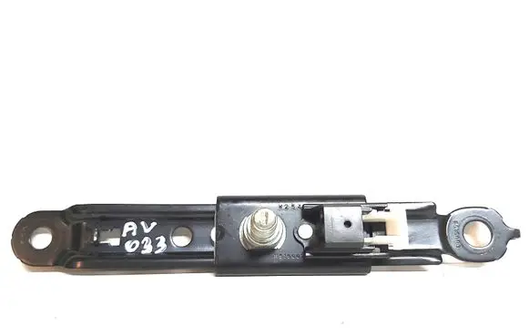 Toyota Avensis T270 Seat belt adjustment motor F515001