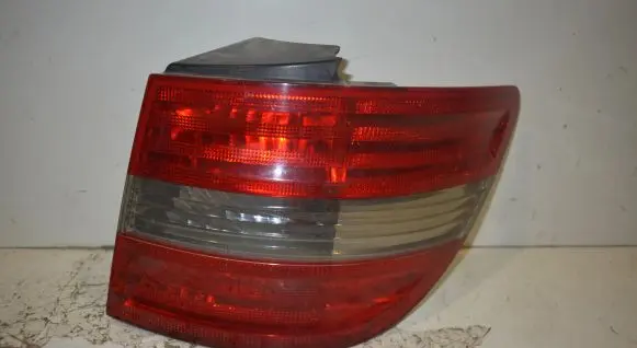 Mercedes-Benz B W245 Rear/tail lights A169820