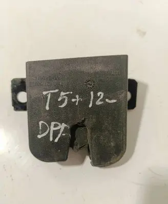 Loading door lock