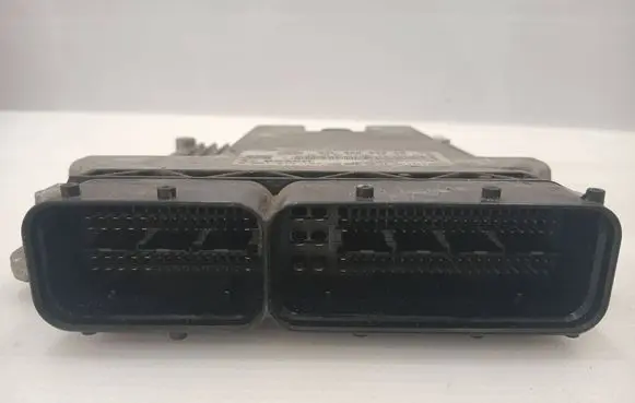 Seat Leon (1P) Engine control unit/module 03L906022GN 03L906022GP 0281015193