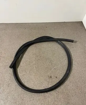 Mercedes-Benz S W221 Engine compartment rubber A2216280598