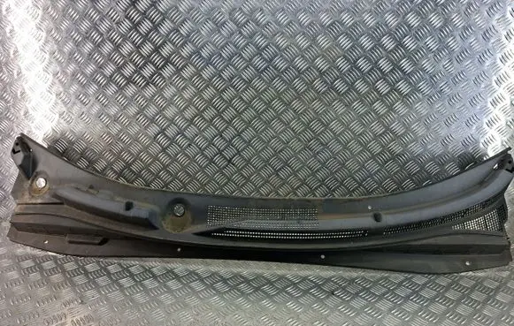 Wiper trim