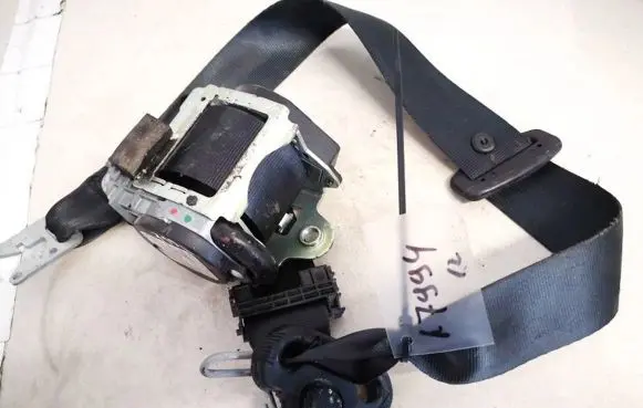 Fiat Punto (188) Front seatbelt 617493200
