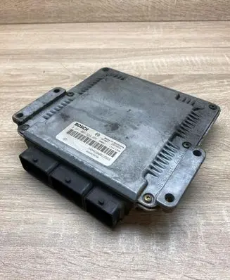 Renault Scenic I Engine control unit/module ECU HOM8200039569 0281001934