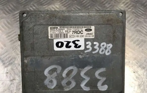 Ford Fiesta Door control unit/module S118325001 S118107006D J38AC