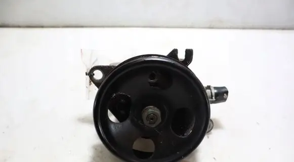 Nissan Altima Power steering pump