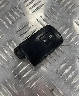 Toyota Auris E180 Ignition key/card 16594-0N010