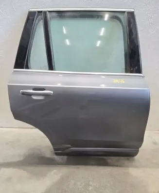 Volvo XC90 Rear door