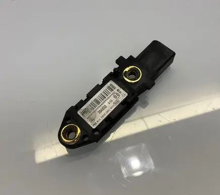 Mercedes-Benz E W211 Airbag deployment crash/impact sensor 0028201326 A0028201326