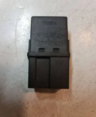 Volvo S40, V40 Other relay MB953382 A1001X7