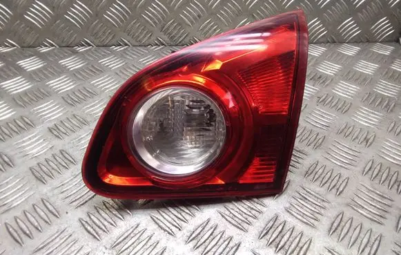 Nissan Qashqai Tailgate rear/tail lights 89071064 26550JD800