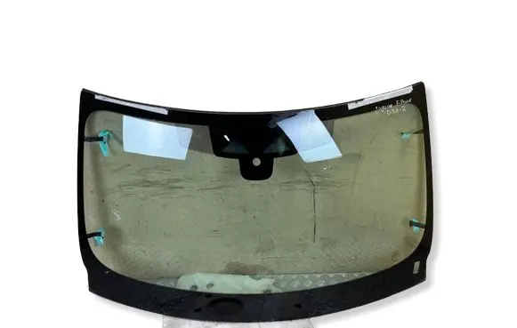 Jaguar F-Pace Front windscreen/windshield window 
