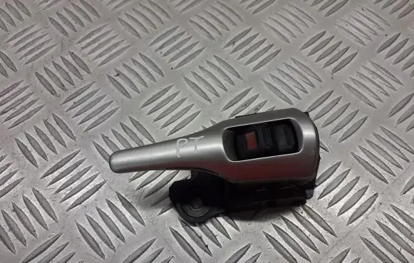 Toyota Auris 150 Rear door interior handle