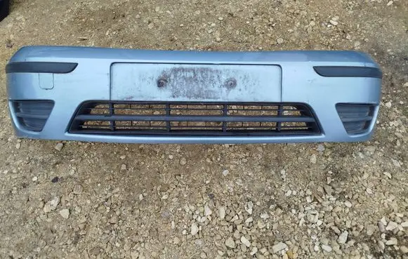 Ford Focus Front bumper 2M5117757