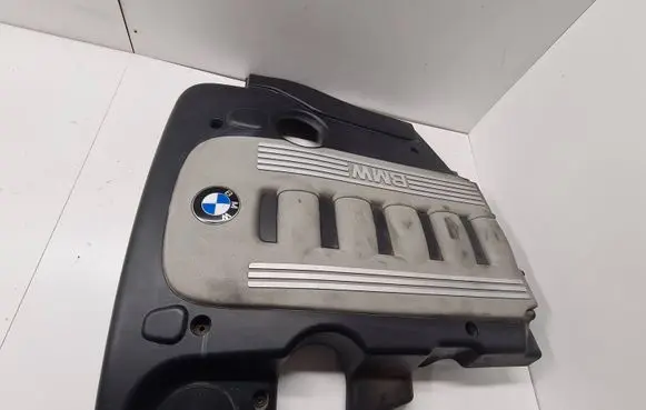 Engine cover (trim)