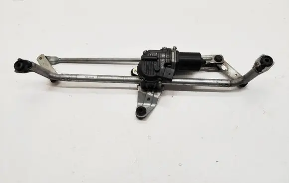 Volkswagen Tiguan Front wiper linkage and motor 5NB955023
