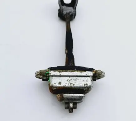 Skoda Octavia Mk2 (1Z) Front door check strap stopper 