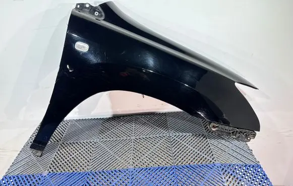 Lexus RX 330 - 350 - 400H Fender