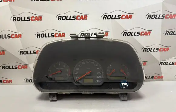 Volvo S40, V40 Speedometer (instrument cluster) 30889706