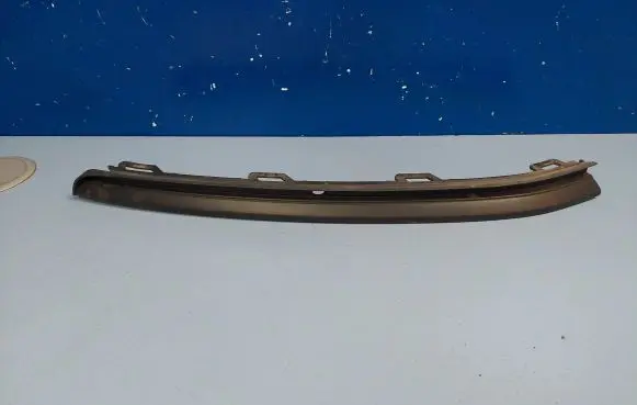 Volkswagen Golf VII Front bumper lower grill 5G0853666N 5G0853666N9B9