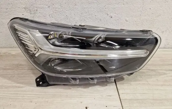 Volvo XC40 Headlight/headlamp 32293923