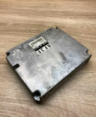 Mazda 323 F Engine control unit/module ECU RF3F18881C 2758005072