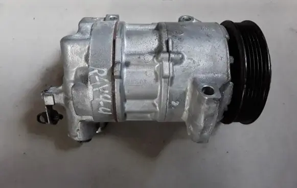 Toyota RAV 4 (XA40) Air conditioning (A/C) compressor (pump) 4472500412